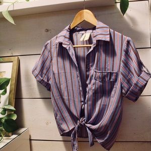 Little blouse just like new \\ blouse comme neuve